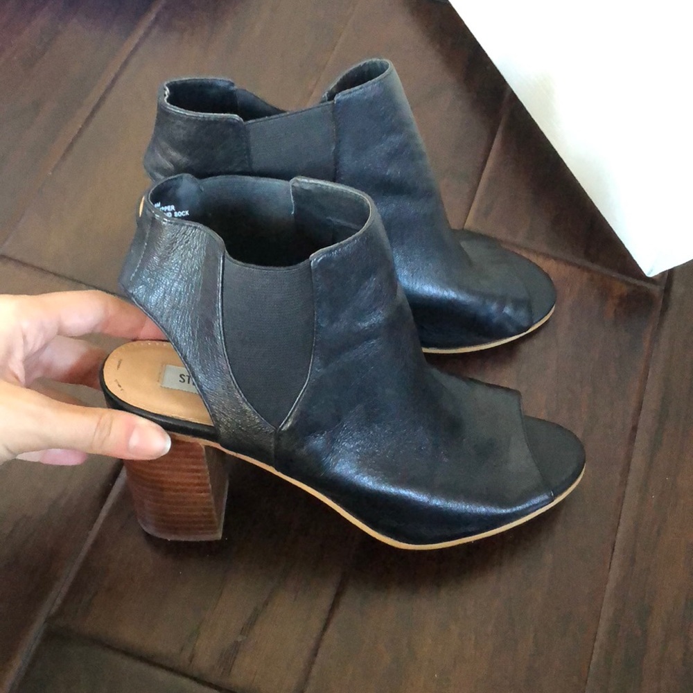 Steve Madden Nancii block heel sz 9